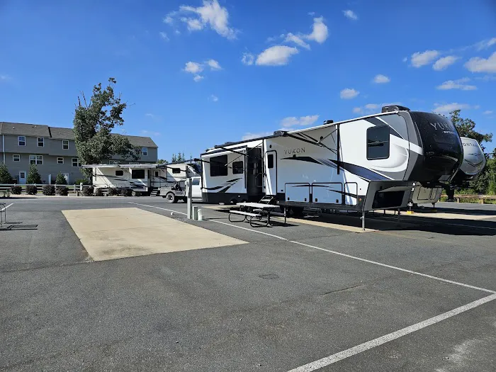 Crown Cove RV Park Picture 6