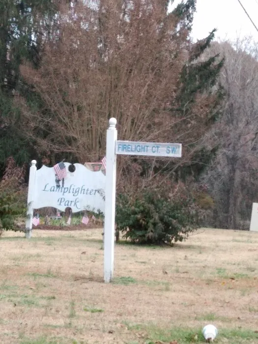 Lamplighter Park Picture 1