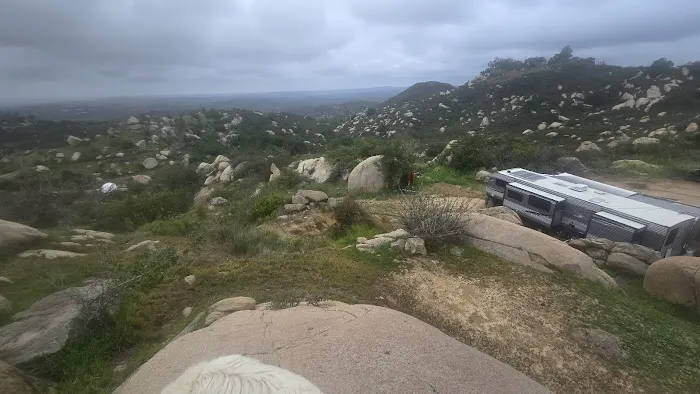 Hilltop Hideout at Splitrock Farm Picture 1