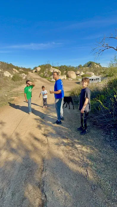 Hilltop Hideout at Splitrock Farm Picture 5