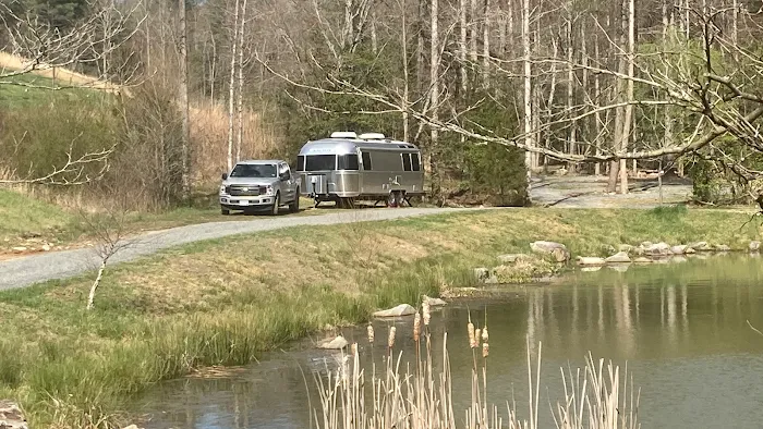 Roaring River Vineyards RV Park Picture 10