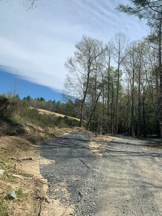 Roaring River Vineyards RV Park Picture 5