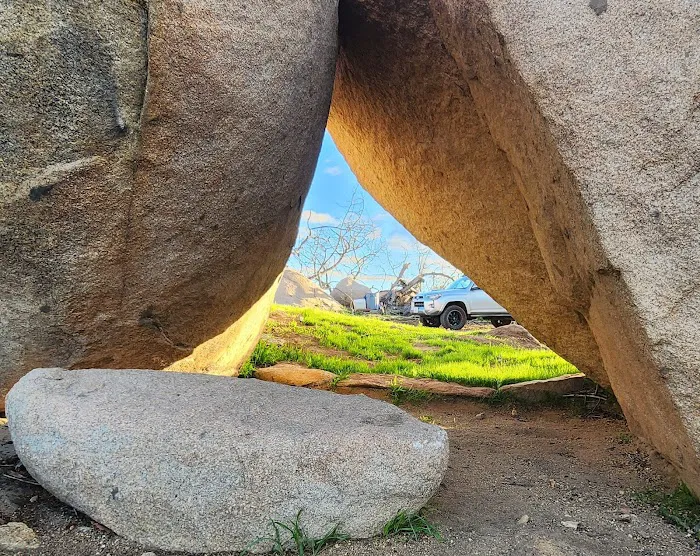 Granite Tabernacle at Splitrock Farm Picture 3