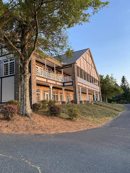 Olde Beau Luxury Motorcoach Resort Picture 6