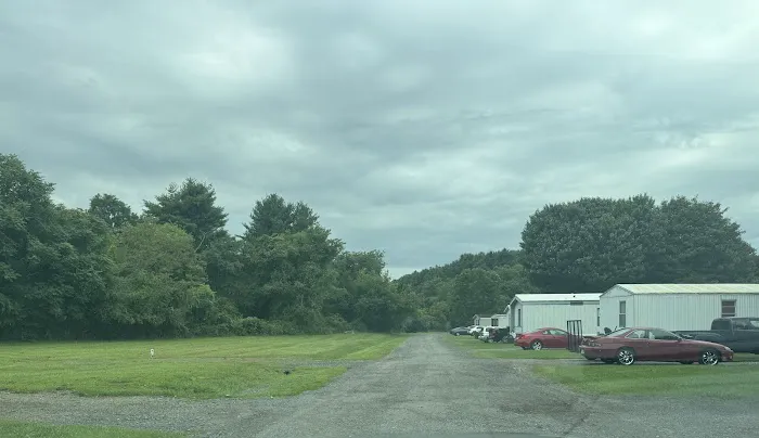 Glade Village Manufactured Home Community Picture 1