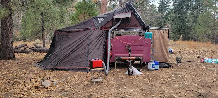 East Flats Campground Picture 3