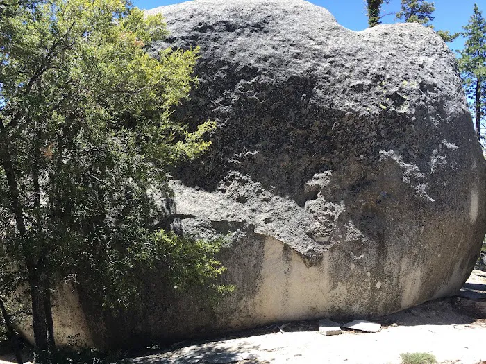 Black Mountain Yellow Post Sites Picture 3