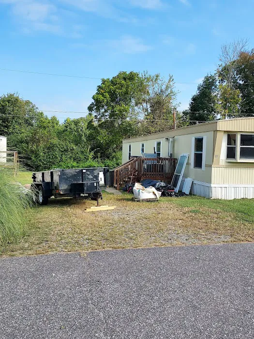 J & J Mobile Home Park Picture 5