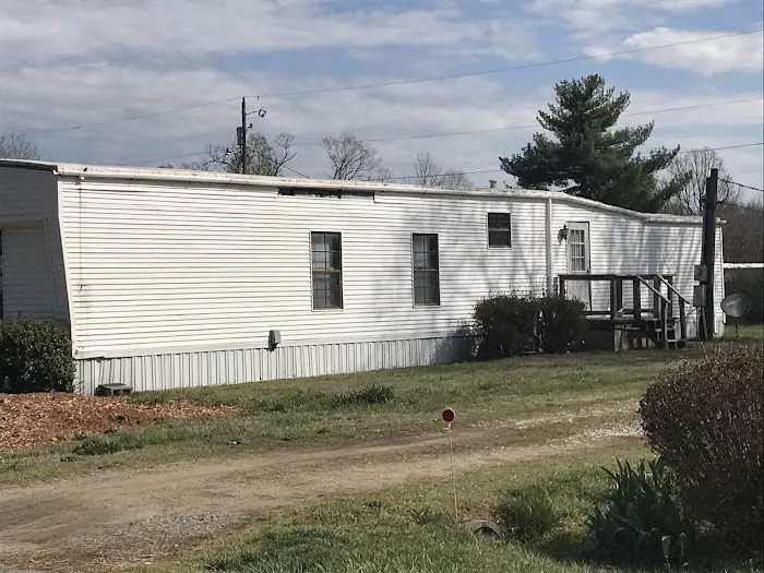 J & J Mobile Home Park Picture 4