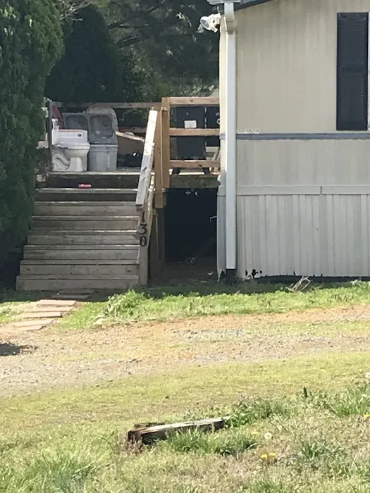 J & J Mobile Home Park Picture 1