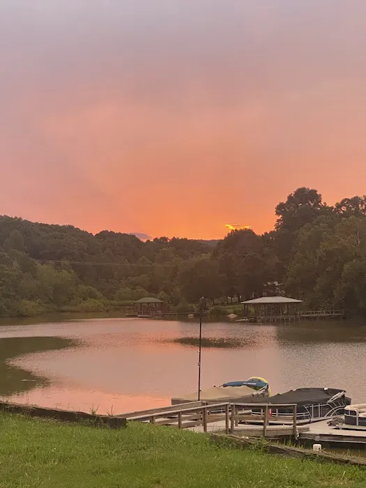 Lake Norman Motor Coach Resort Picture 2