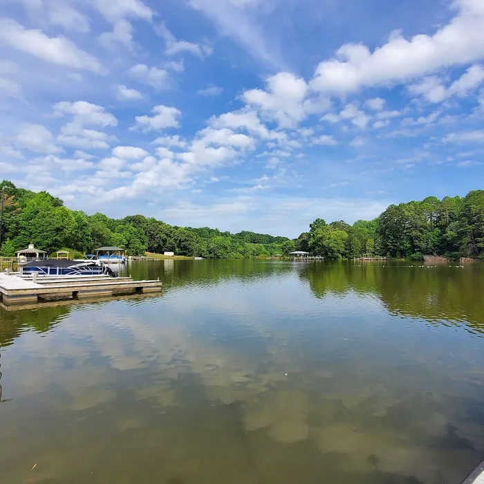 Lake Norman Motor Coach Resort Picture 10