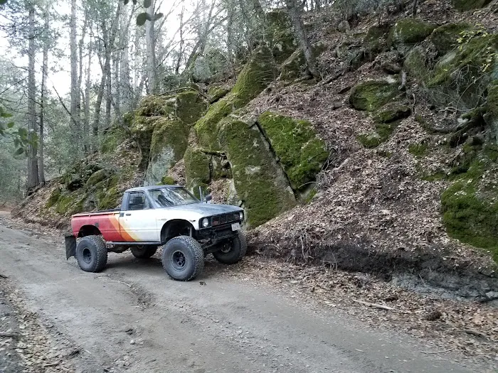 Stone Creek Yellow Post Sites Picture 9