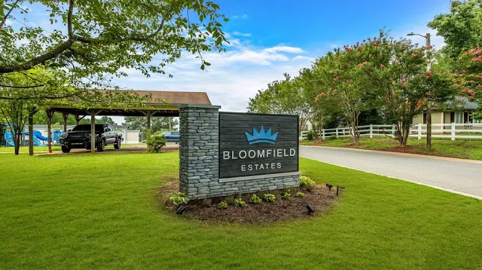 Bloomfield Estates Picture 6