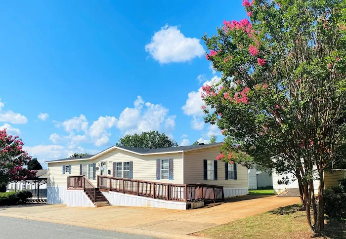 Bloomfield Estates Picture 3