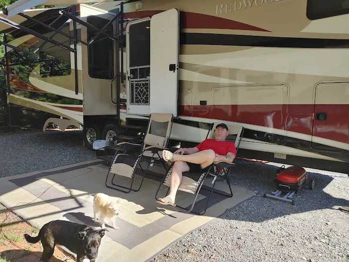 Fieldridge Acres Picture 3