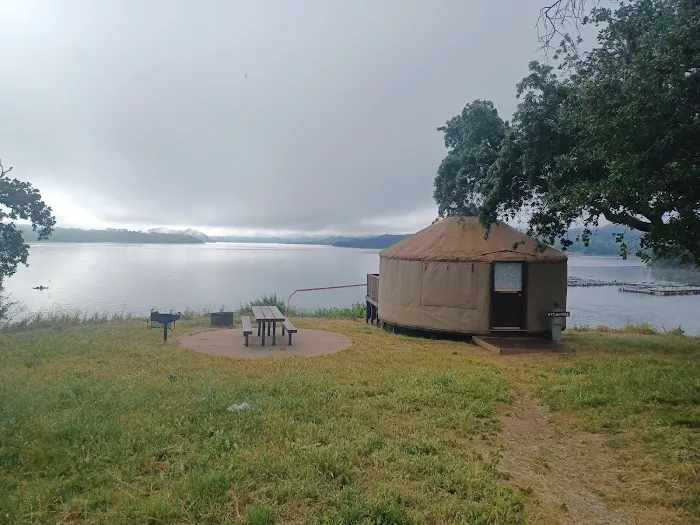 Sycamore Yurt Picture 2