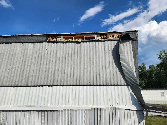 Adnah Hills Mobile Home Park Picture 4