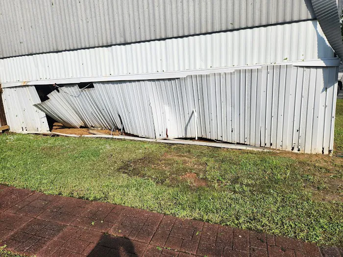 Adnah Hills Mobile Home Park Picture 3