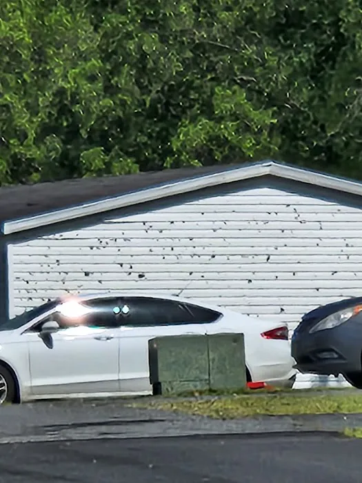 Adnah Hills Mobile Home Park Picture 1