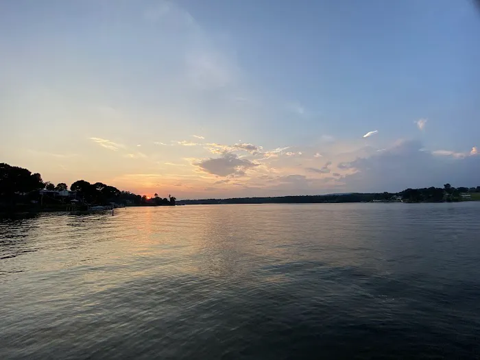 Lake Hickory RV Resort Picture 4