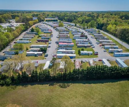 Thunderbird MHC | Hickory Mobile Home Park