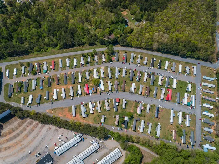 Thunderbird MHC | Hickory Mobile Home Park Picture 6