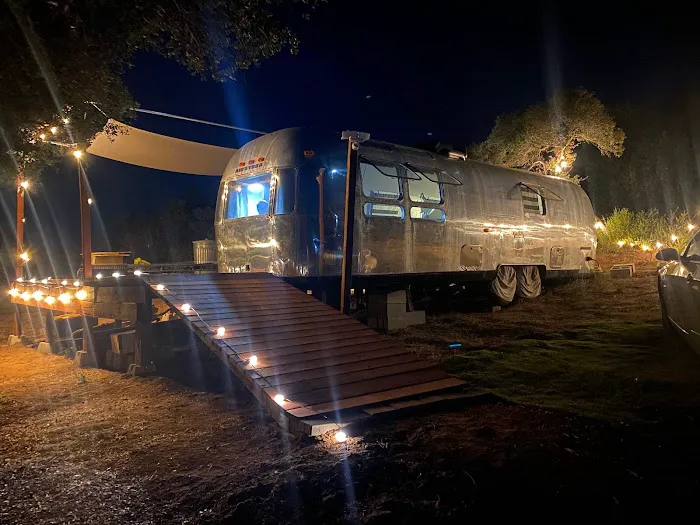 Oakasis treehouse Picture 7