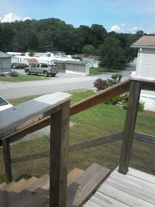 Paradise Valley Mobile Home Community Picture 3