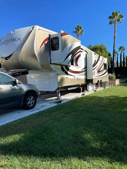 Rancho RV Sites Picture 10