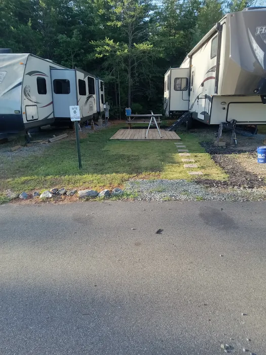 Rhyne Road RV Park Picture 10
