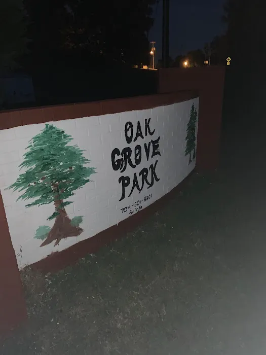 Oak Grove Park | Dallas Mobile Home Park Picture 5