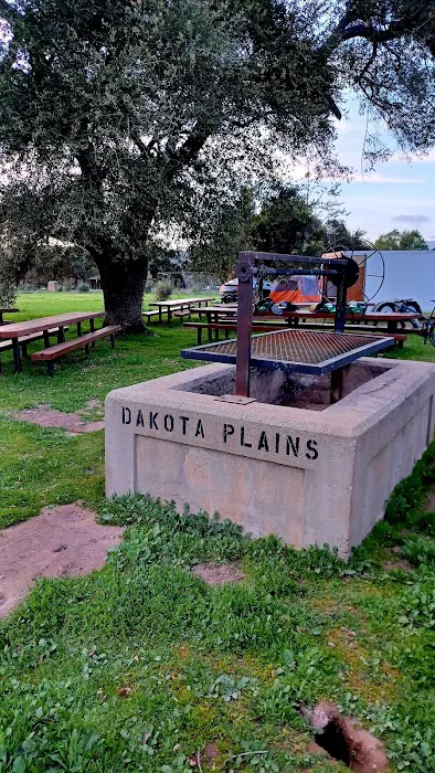 Dakota Plains Picture 9