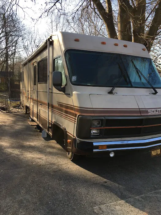 Pines Mobile Home Park Picture 1