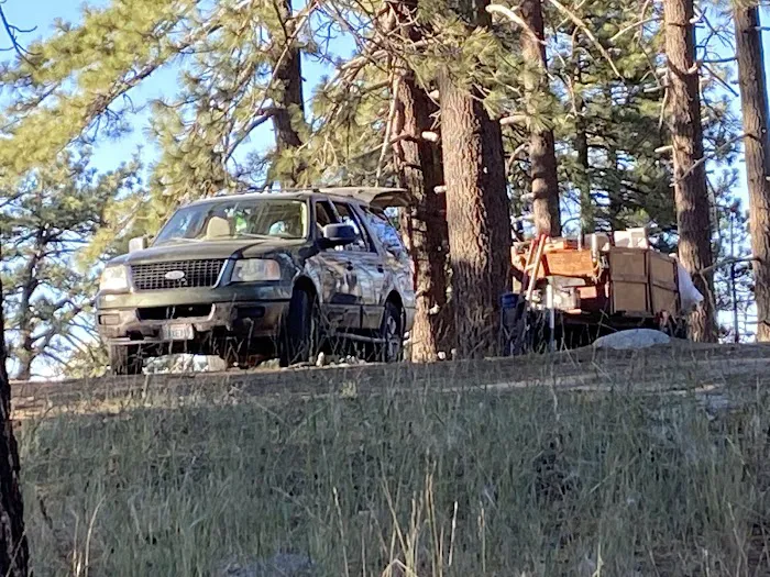 Tool Box Springs Yellow Post Sites Picture 2