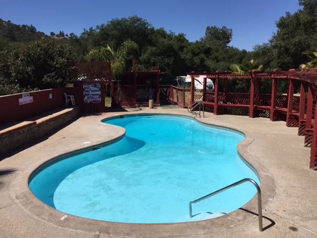 Lilac Oaks Campground Picture 9