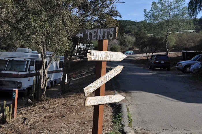 Lilac Oaks Campground Picture 10