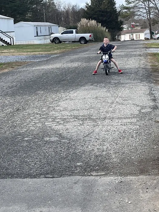 Creekside Estates Picture 2