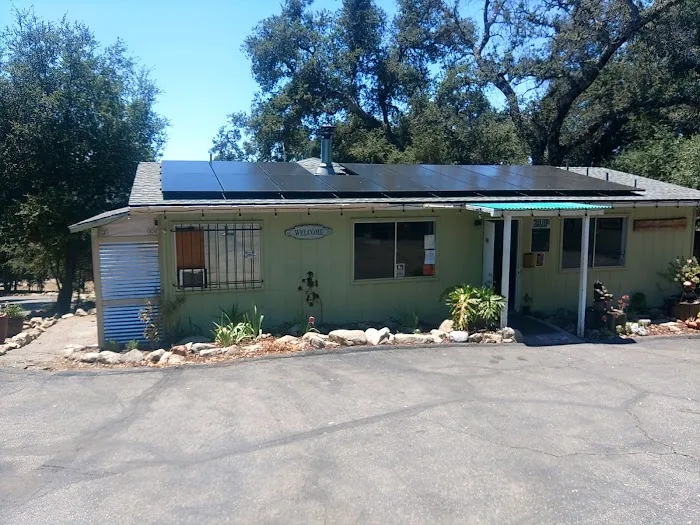 OAKKNOLL RV & CAMPGROUND Picture 8