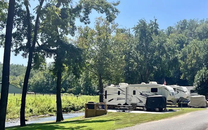 Daniel Boone RV Resort Picture 8