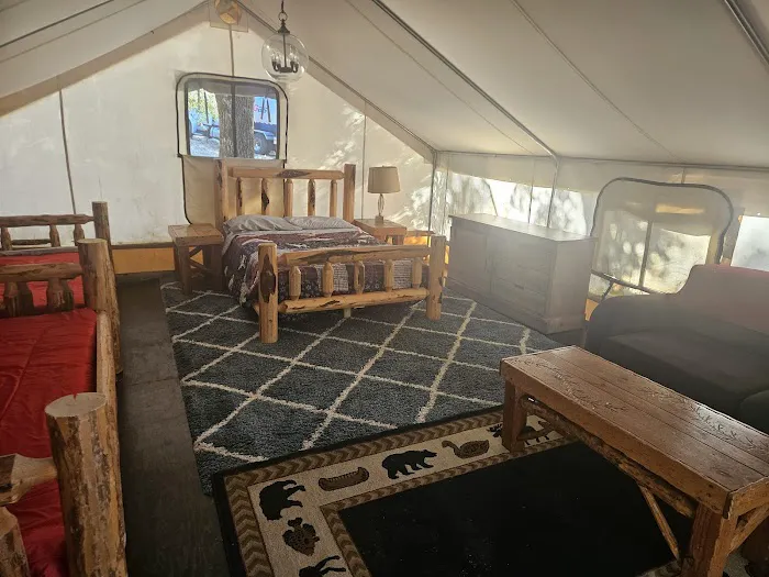 Base camp at palomer Picture 5