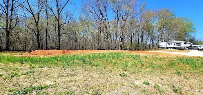 Dry Ridge RV Park Picture 6