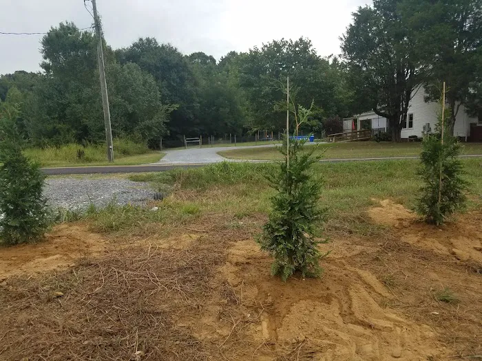 Dry Ridge RV Park Picture 10