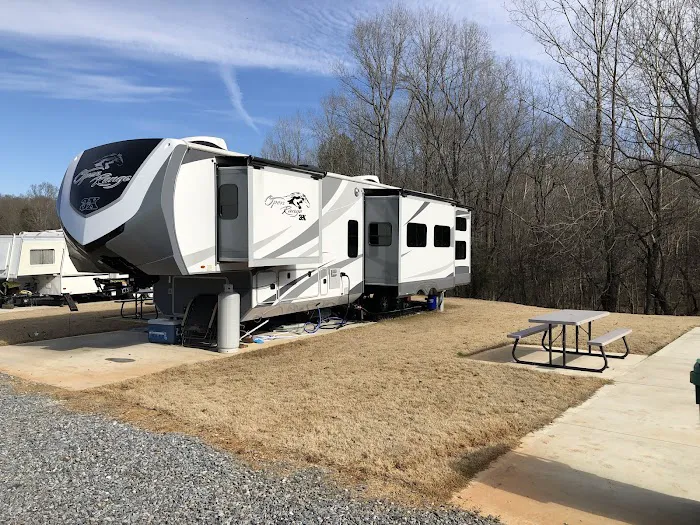 Rolling Hills RV Park Picture 10