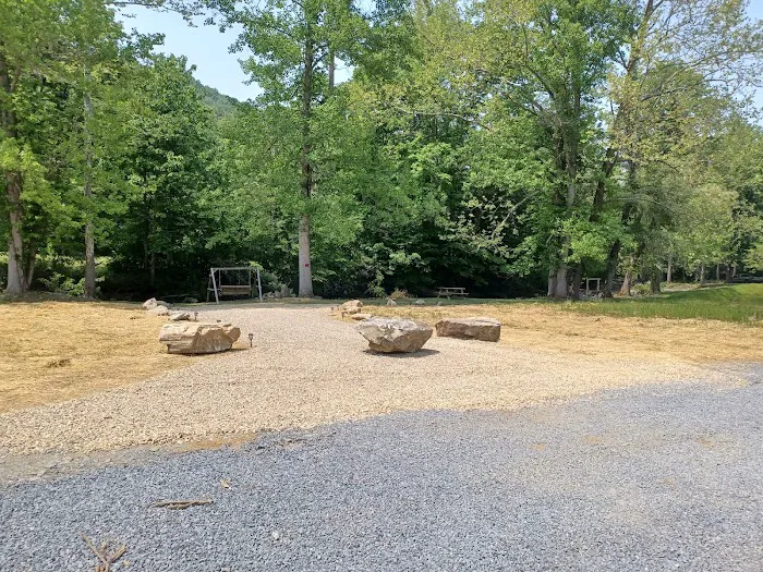 Sugar Hollow RV Park and Campground Picture 5