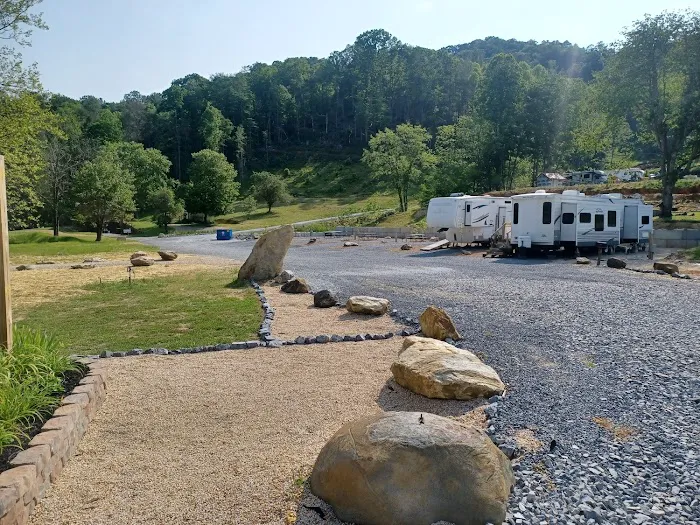 Sugar Hollow RV Park and Campground Picture 2