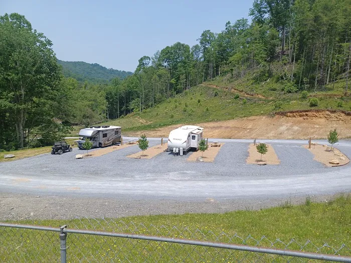 Sugar Hollow RV Park and Campground Picture 4