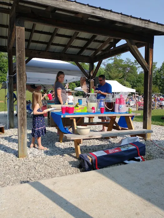 Barefoot Landing Camping Resort Picture 8