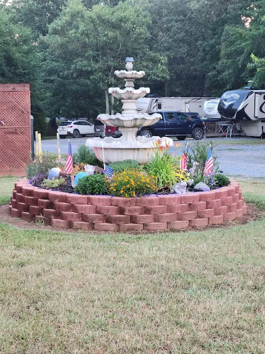 Cherokee RV Park Picture 2