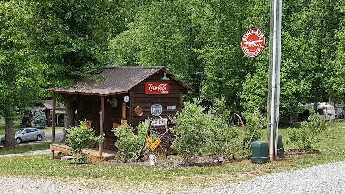 Orchard Park RV Campground Picture 10